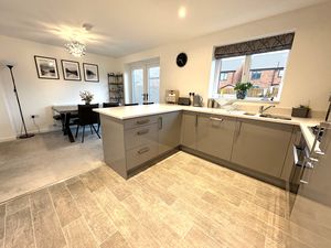 Photo 15- click for photo gallery